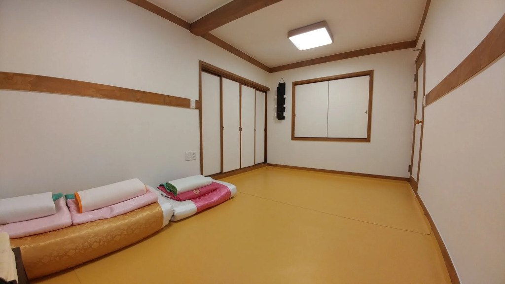 So Hyeon Dang Hanok Guesthouse