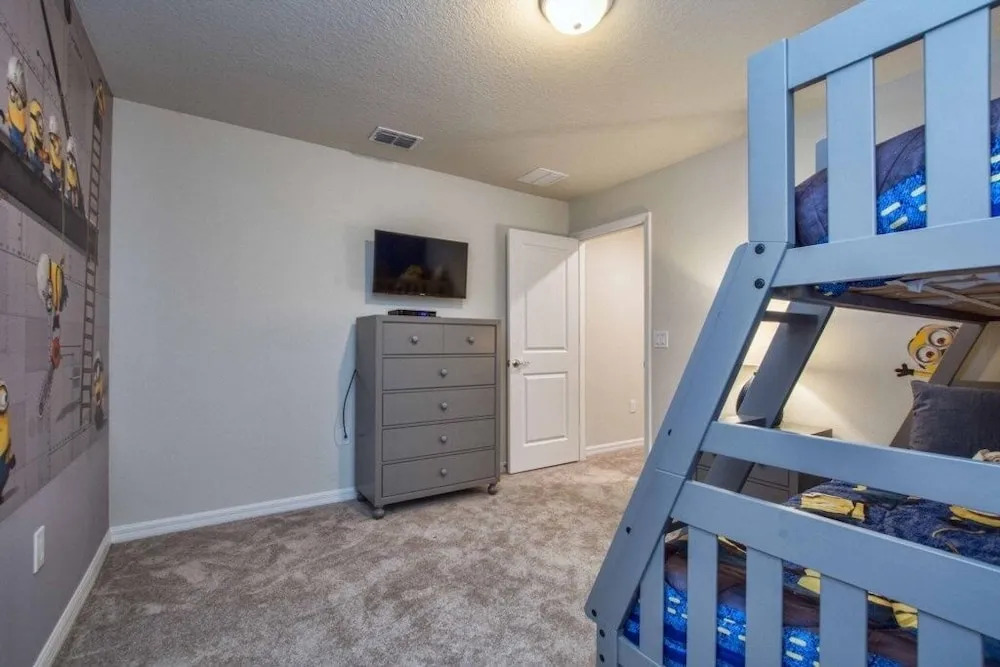 Windsor Island - 7 Bedrooms w/ Pool - 4403WI 7 Home by RedAwning