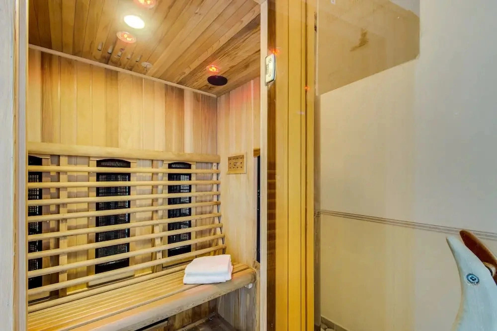 Spacious 6-person Family House