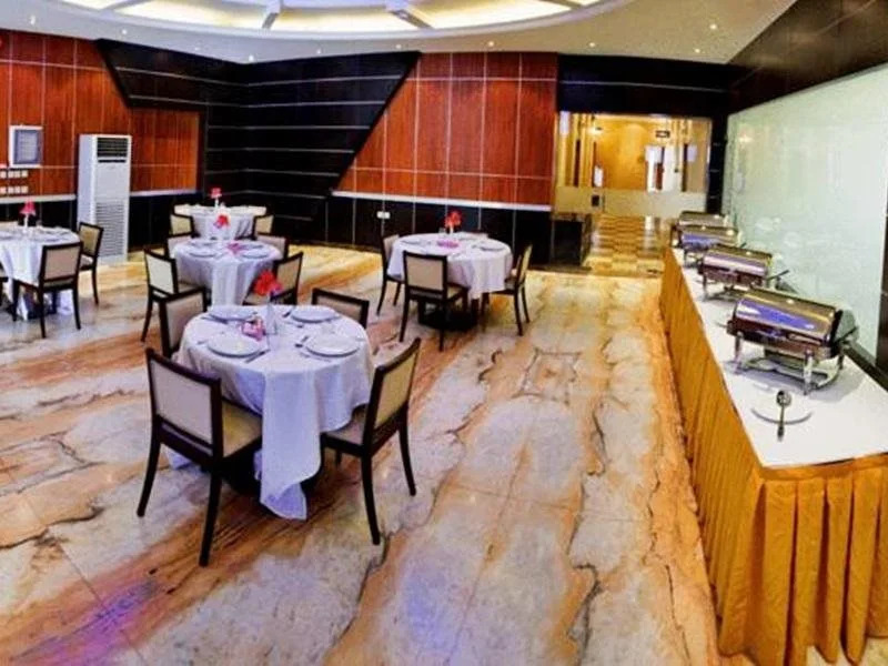 Almakan Hotel 113