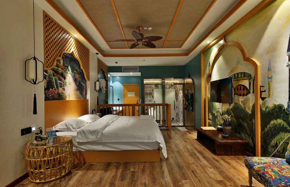 Yunxi Art Theme Hotel