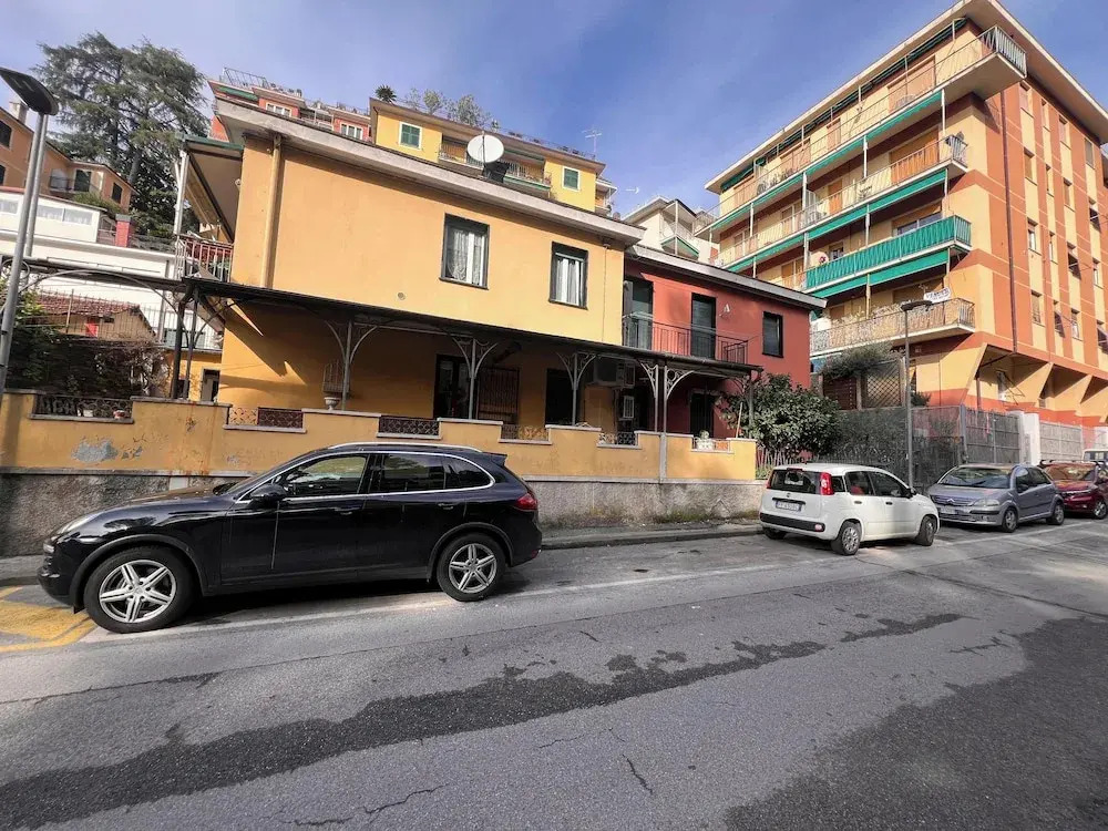 Inviting 1-bedroom flat with Balcony