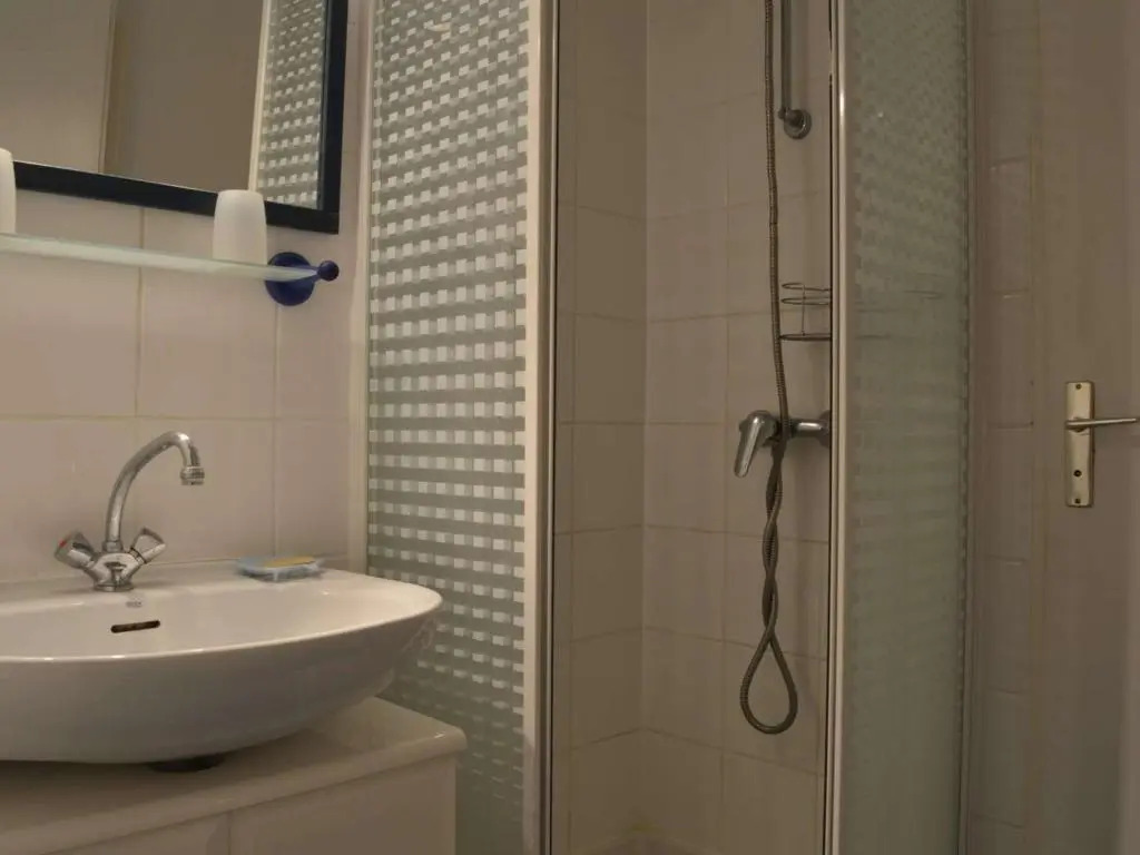 Appartement Saint-Cyprien, 1 pièce, 4 personnes - FR-1-225D-23