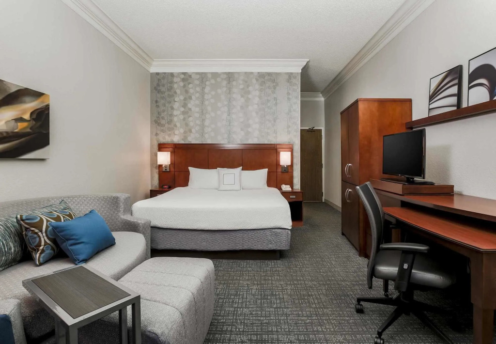 Courtyard by Marriott Orlando Lake Mary North