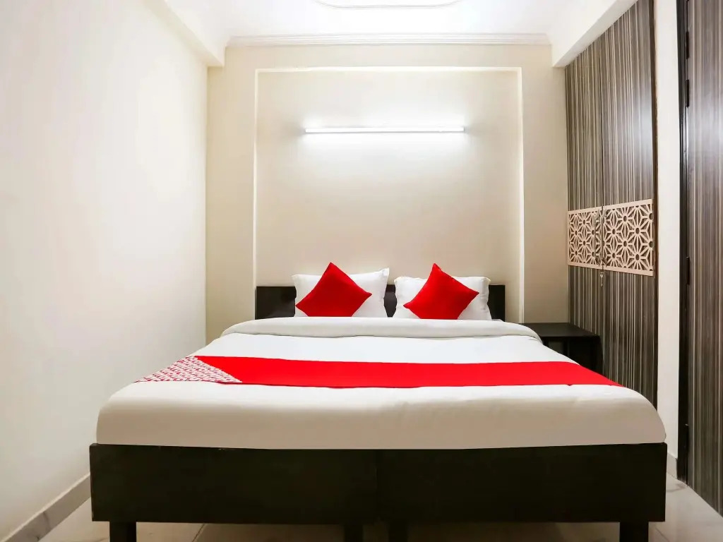 Green Heavens by OYO Rooms