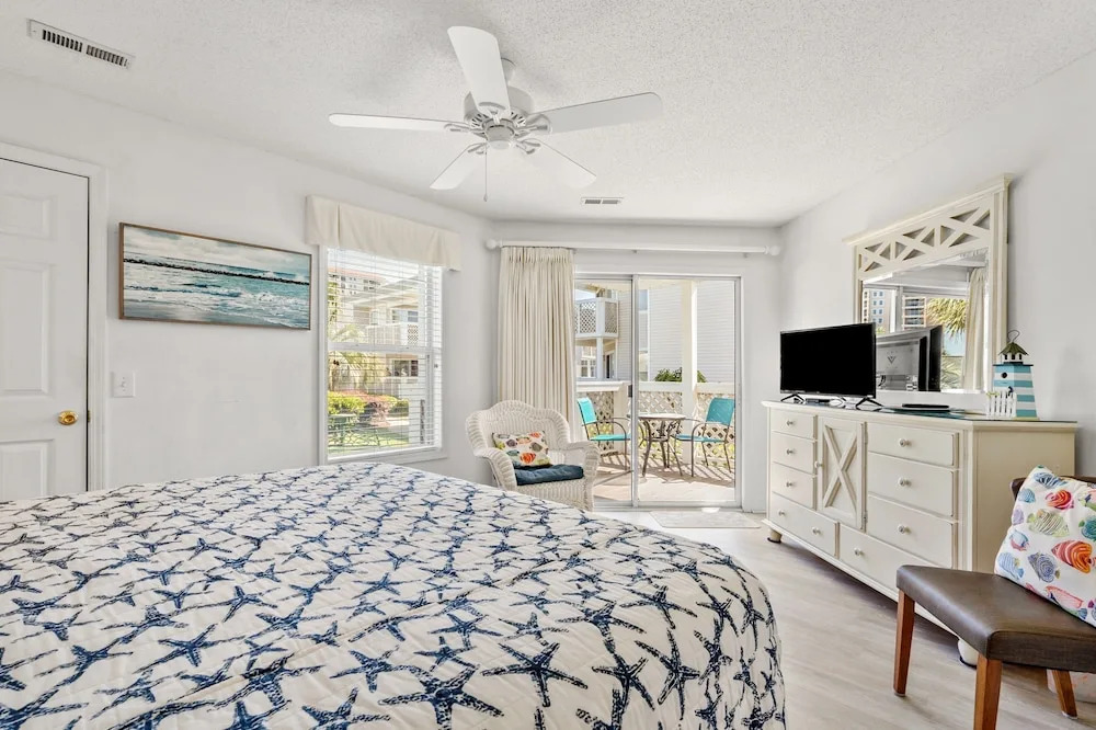 Shorehaven 16B by RedAwning