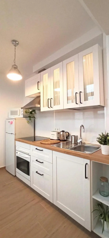 Céntrico apartamento con terraza, parking y WIFI