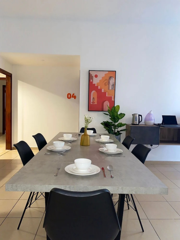 Grays Hostel By Haly