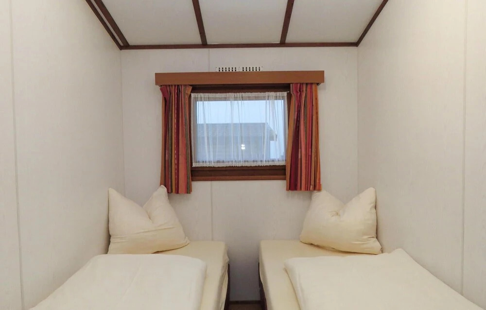 Lovely Home In Gerolstein With Wifi