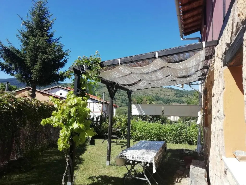 La Casa de Enmedio