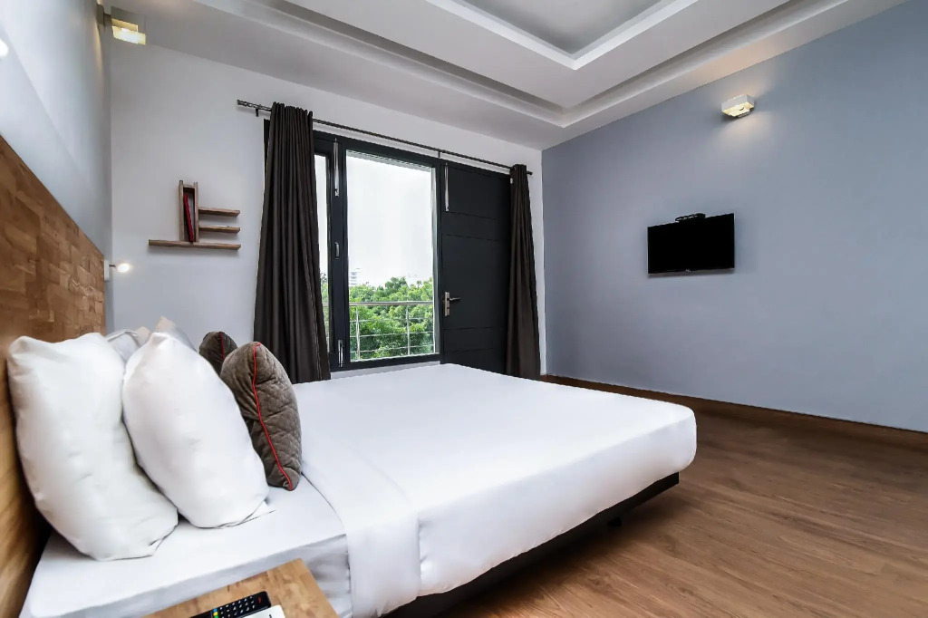 Super Townhouse Sector 49 Sohna Road