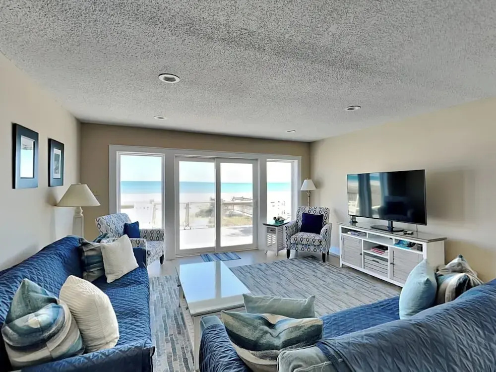 Beach Coma by Topsail Realty