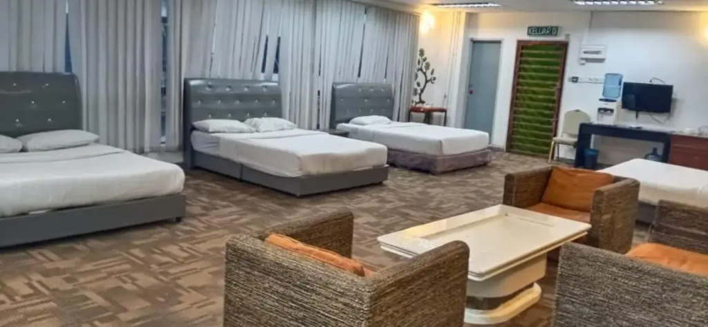 Golden Leaf Hotel Danga Bay