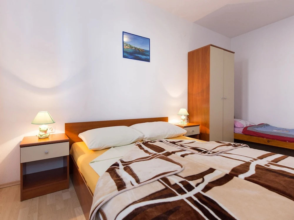 Apartment in Senj Near the Sea & Pool