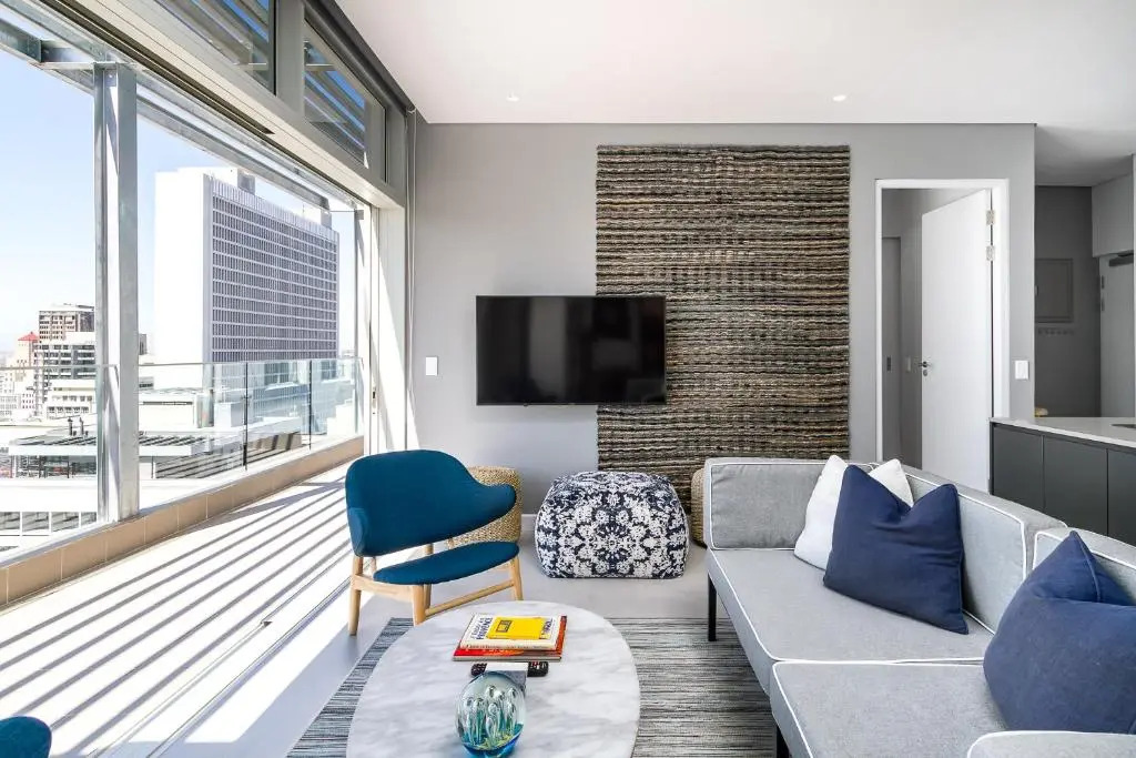 Luxury City View Retreat