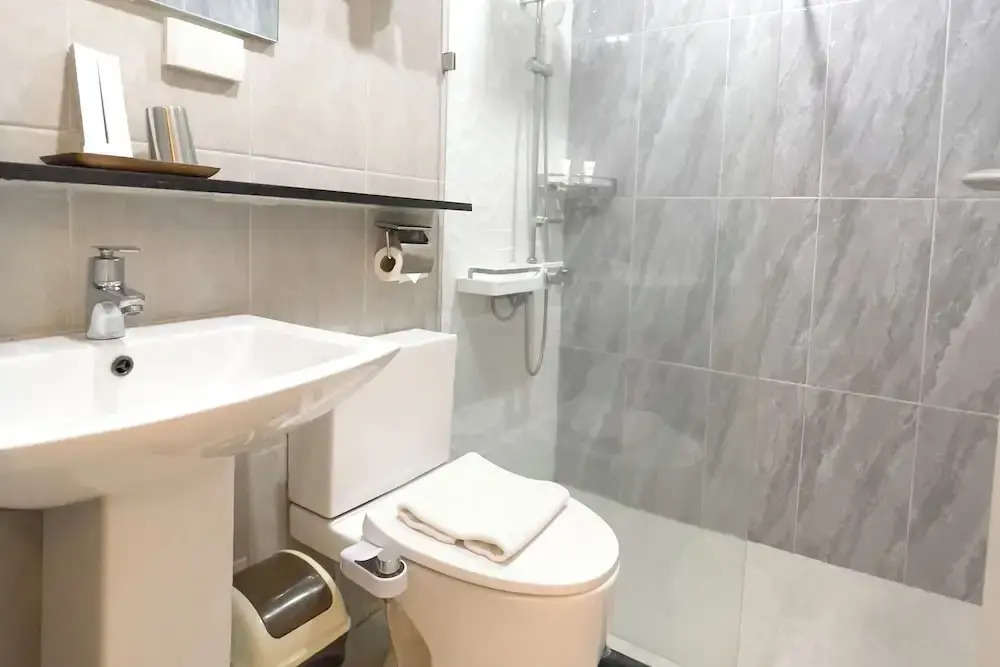 The Clover Hotel Angeles City Managed by Cocotel