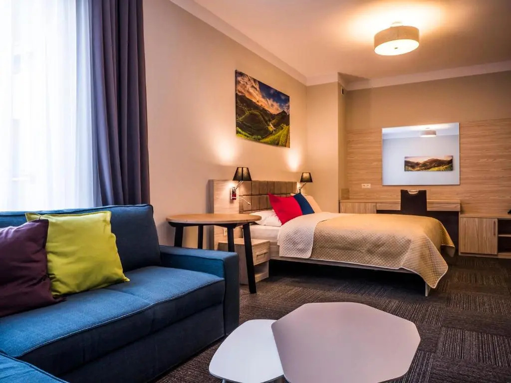 Aparthotel CENTRUM Gliwicka 18