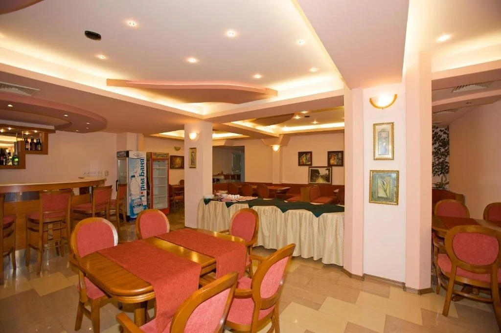 Hotel Elena Palace