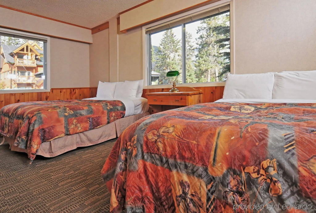 Driftwood Inn