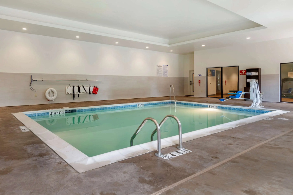 Comfort Suites Dry Ridge