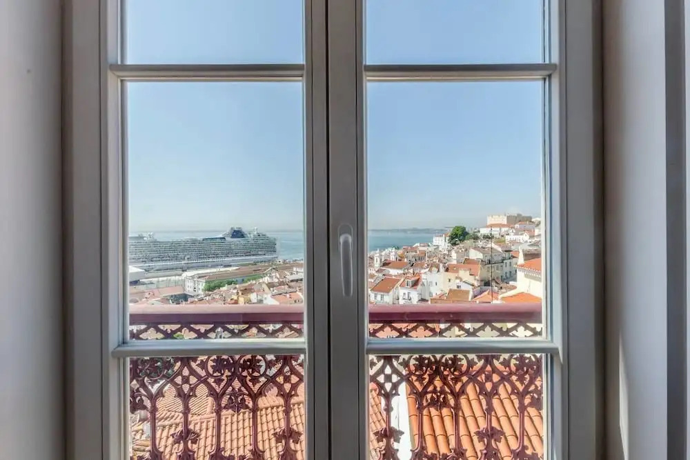 Spacious Apartment in Alfama With a Great View