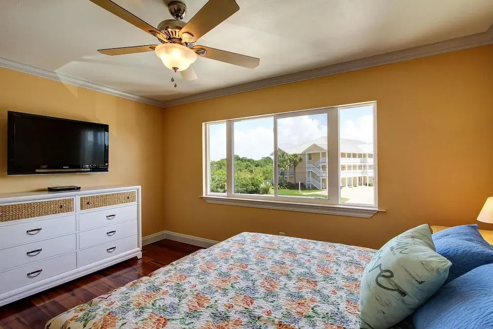 Beautiful Townhome Right On The Gulf - Get Ready To Relax