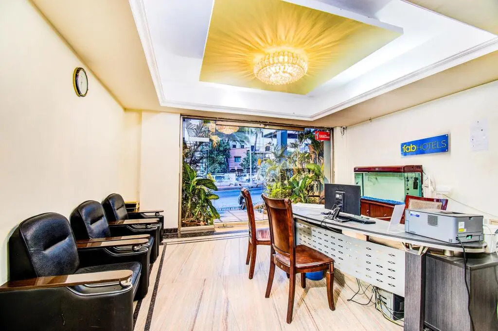 FabHotel Oriental Suites