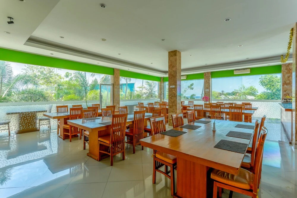 OYO 2073 Grand Inn Hotel Lombok
