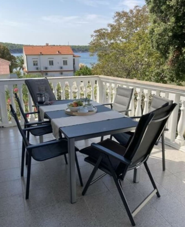 Holiday Apartment Petra & Lucija