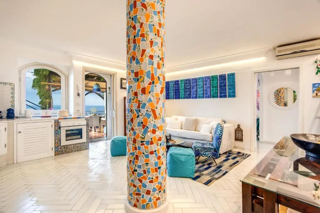 POSEA Collection - Villa Ponente