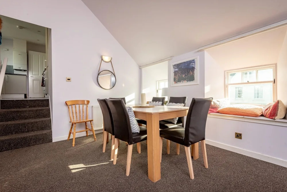 Central St Andrews Loft Apartment