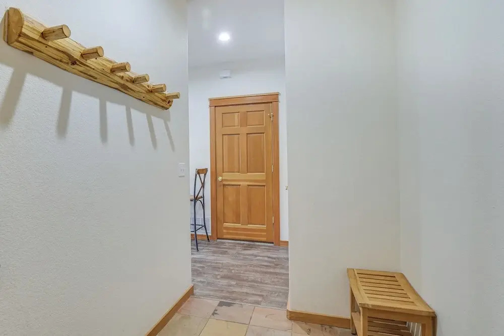Winter Park Condo w/ Balcony & Mtn Views!