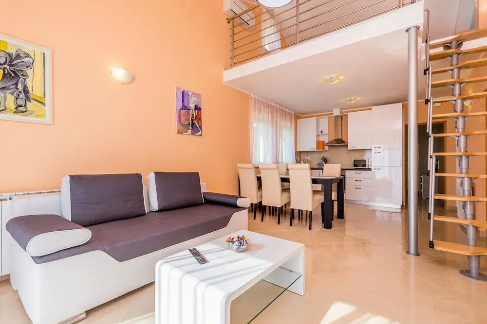 Luxury apartments Kostrena with pool