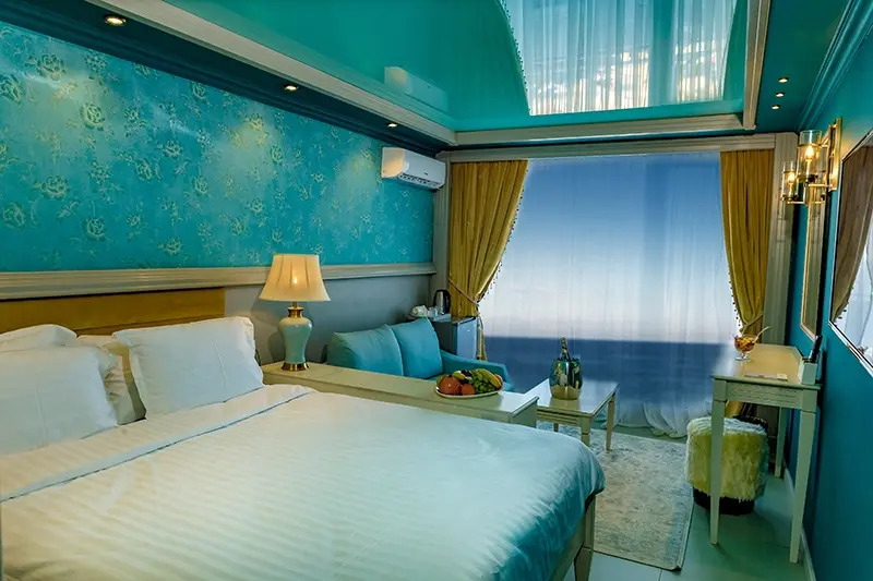 Phoenicia Blue View