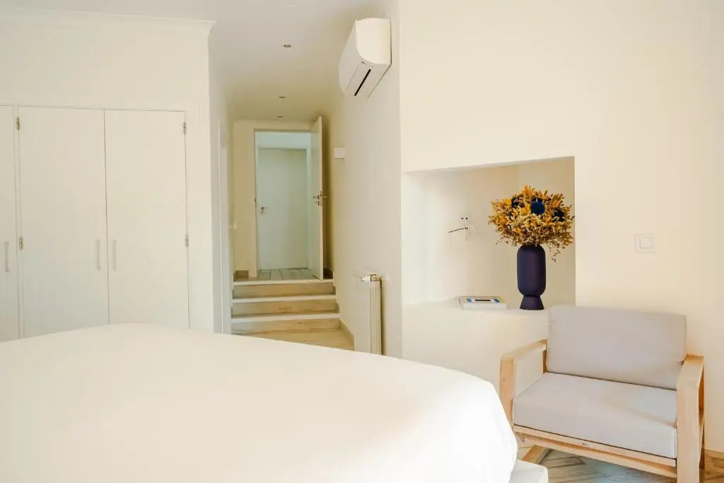 Casa Pôr do Sal - Boutique Suites, Sea Views & Heated Pool