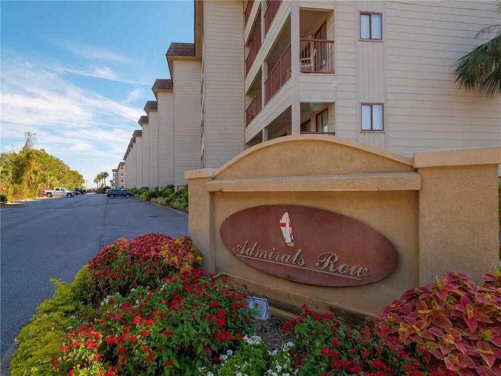 Beach & Tennis Admirals Row 320 - Two Bedroom Condo