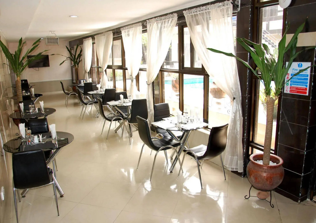 Primal Hotel
