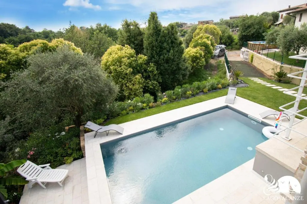 Villa Bocciolo, piscina, giardino, vasca idromassaggio