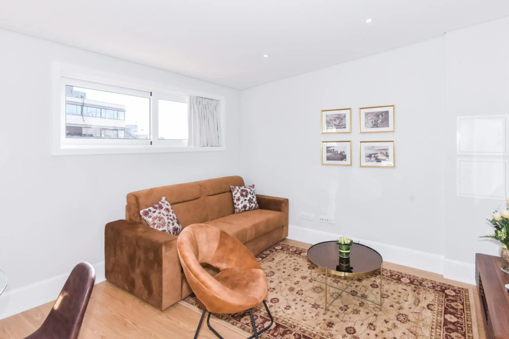 Fontinha Square Apartments by Porto City Hosts
