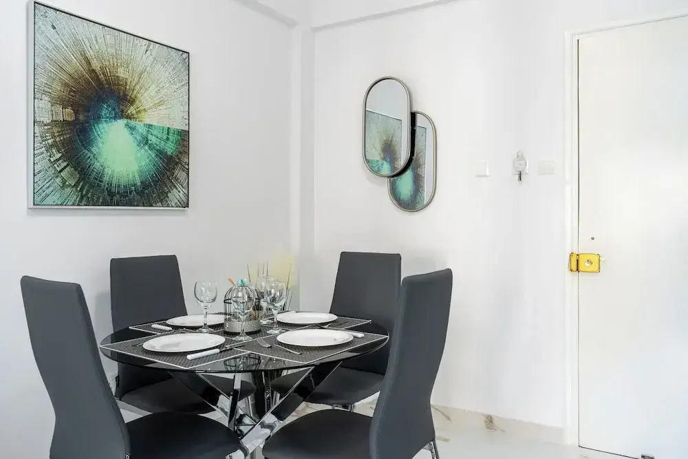 Vibe - 1 BR APt & Balcony in Larnaca