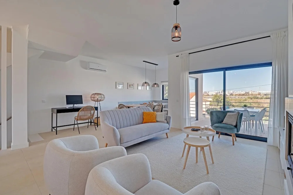 Casa Ferraguido by Portucasa