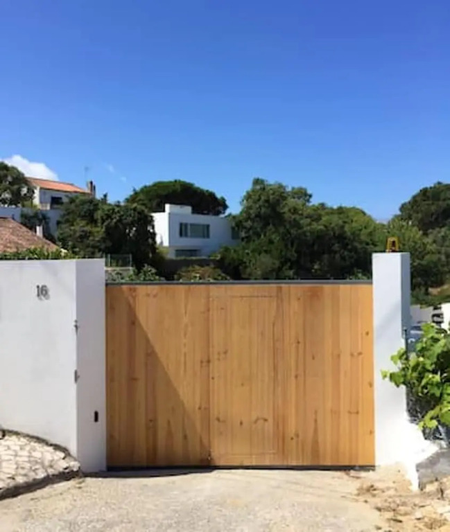 House With 2 Bedrooms In Aldeia Do Meco With Wifi