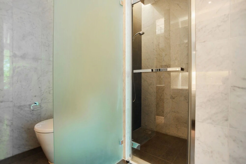 Lux Contemporary Condo By Favstay