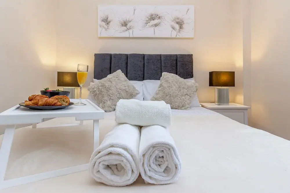Worcester City Centre Apartment - 2 Bedrooms
