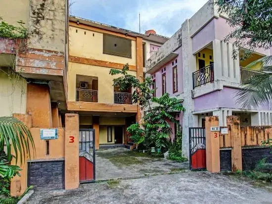 OYO 91845 Var House Near Pantai Tanjung Bias