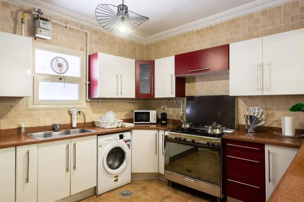 Distinct & Decent 2 BDR Apt Steps From Nightlife and Airport