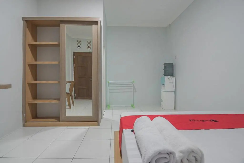 RedDoorz near RSUD Dr Abdul Aziz Singkawang