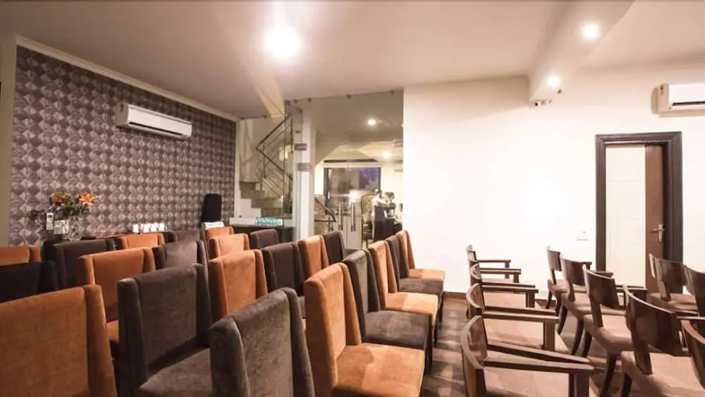 Hotel La Suite Gurugram