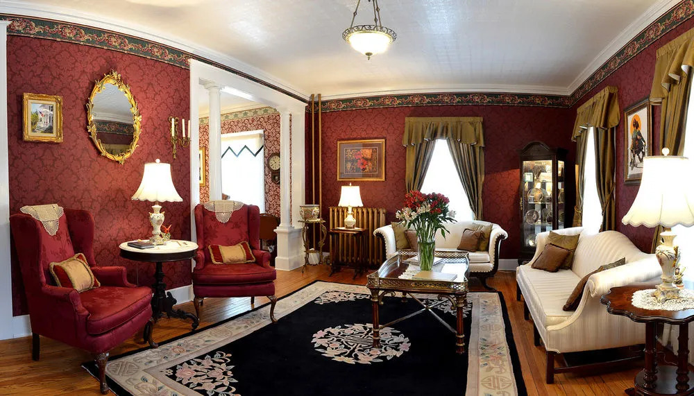 Seasons on Main Bed and Breakfast