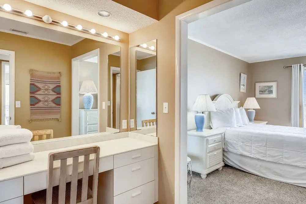 Sandpiper Cove 2133 1 Bedroom Condo by RedAwning